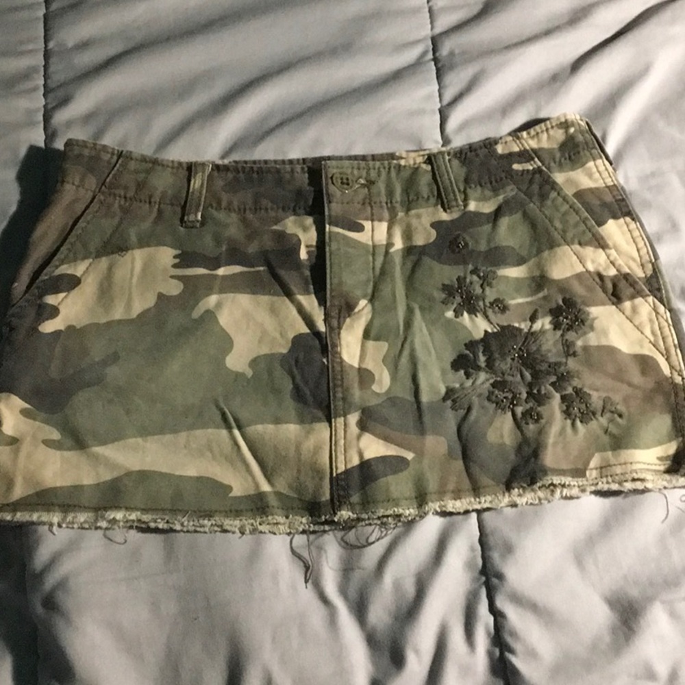 Roxy camo skirt with pockets